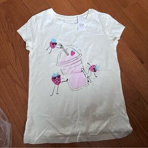 NWT GAP Kids Girls Short-Sleeve Tee Pink Strawberry Shake It Up Size Medium M 8